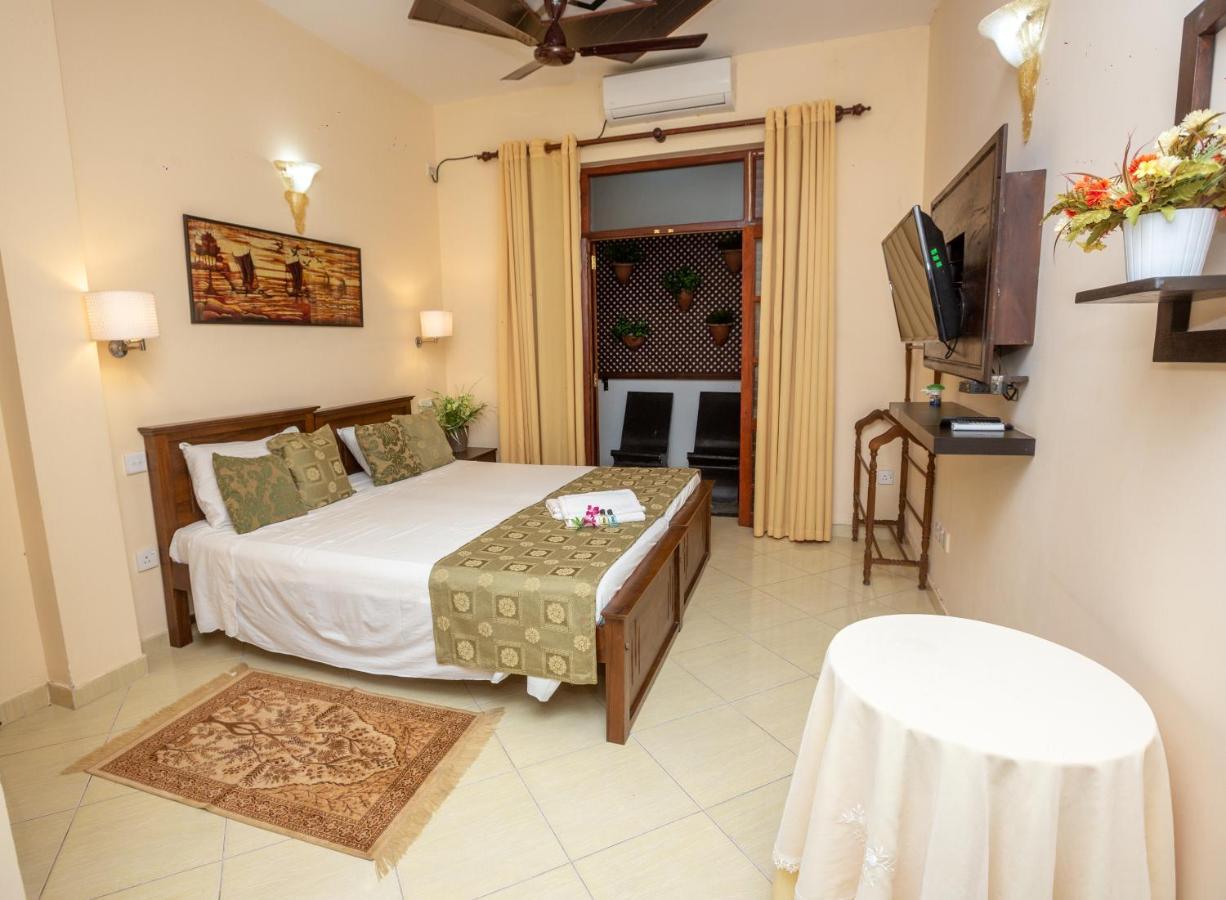 Fort Thari Inn Ґалле Екстер'єр фото