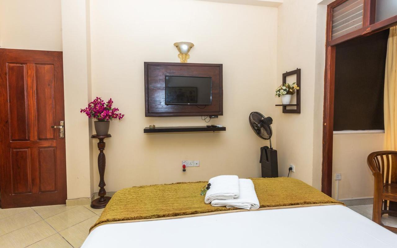 Fort Thari Inn Ґалле Екстер'єр фото