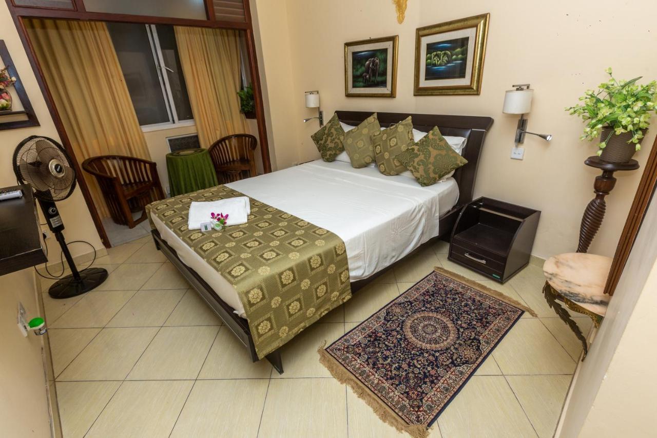Fort Thari Inn Ґалле Екстер'єр фото