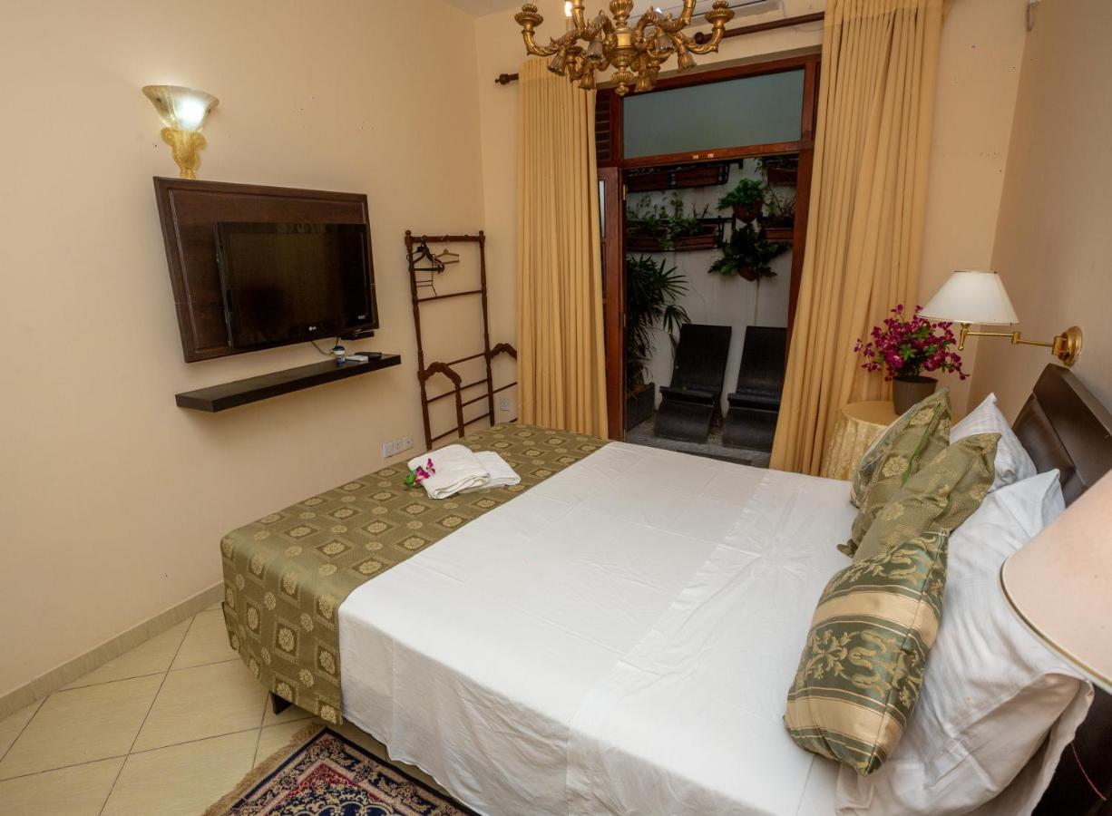 Fort Thari Inn Ґалле Екстер'єр фото