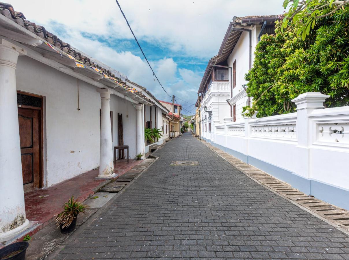 Fort Thari Inn Ґалле Екстер'єр фото